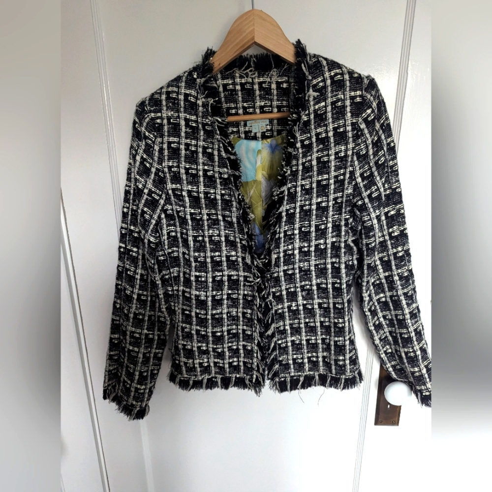 Tweed classic cropped lined fringe jacket Chanel like Sz M